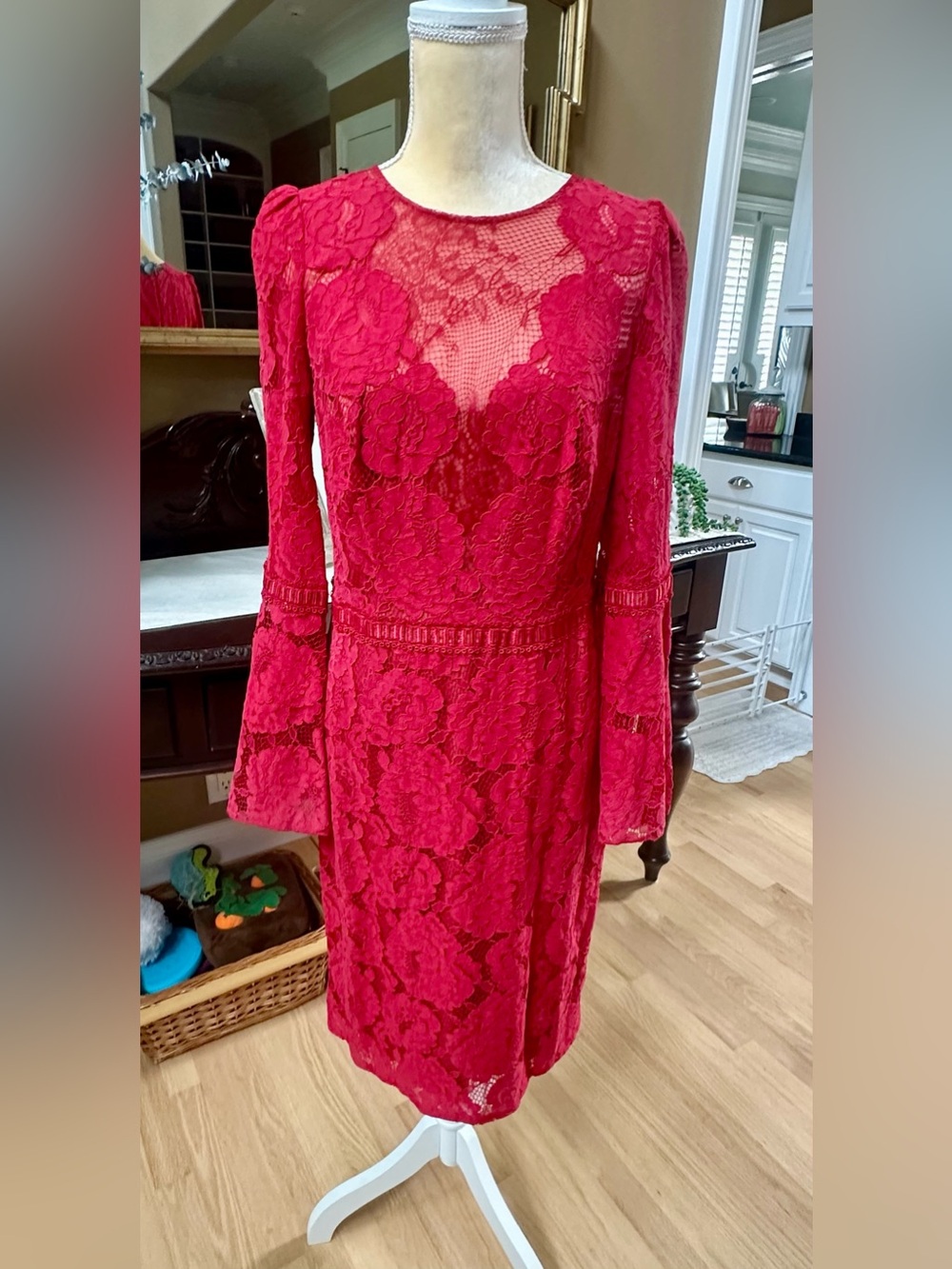 Tadashi Shoji Red Lace Long-Sleeve Cocktail Dress